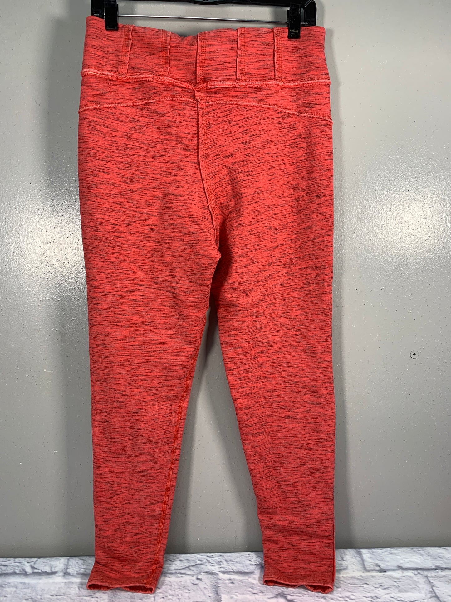 Athletic Leggings By Free People  Size: L